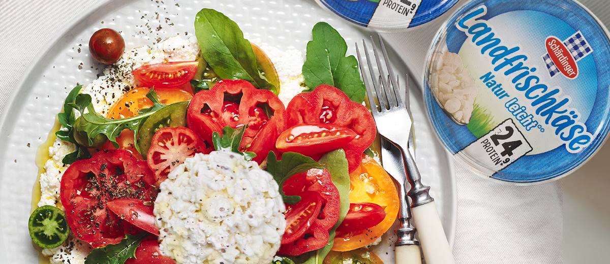 Bunter Tomatensalat auf Cottage Cheese | Schärdinger