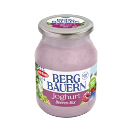 Das Bild zeigt die neue Sorte des Schärdinger Bergbauern Joghurts: Beeren-Mix