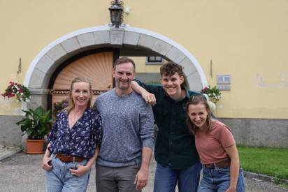 Familie Portrait.jpg