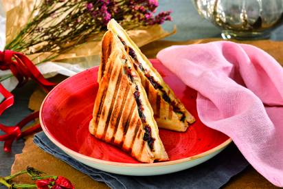 Gegrilltes Sandwich mit Grillkäse Header