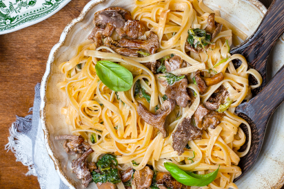 Herbstliche Eierschwammerl-Pasta