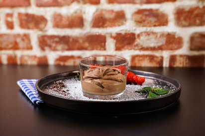 Bild zeigt Mousse au chocolat mit Schärdinger CremiG