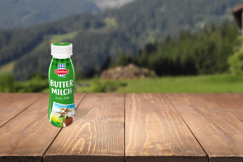 Schärdinger Buttermilch 0,9% Header