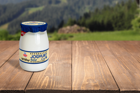 Berghof Bergbauern Joghurt Natur im kleinen Glas