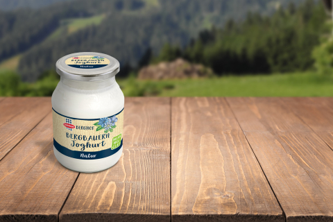 Berghof Bergbauern Natur Joghurt im Glas