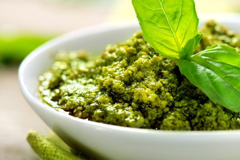 srd_header_pesto-sauce-italienische-kuche-135166619-shutterstock.jpg